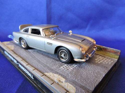 007 James Bond Aston Martin DB5 Thunderball